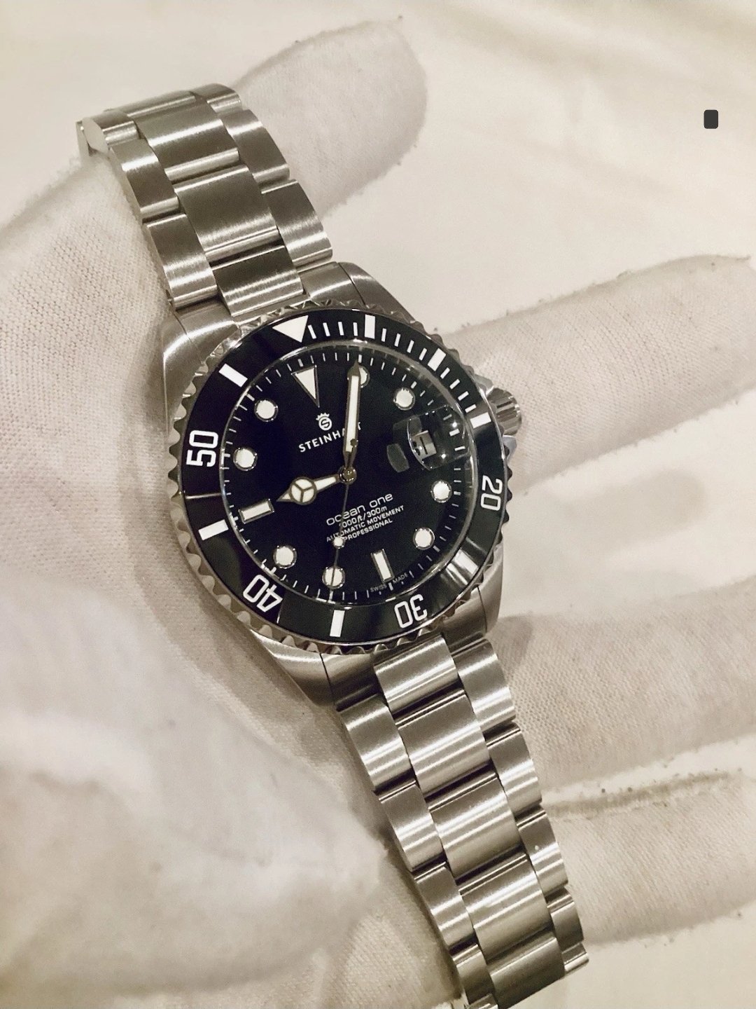 Steinhart Ocean One 39mm Black Ceramic Automatic Watch - Image 2