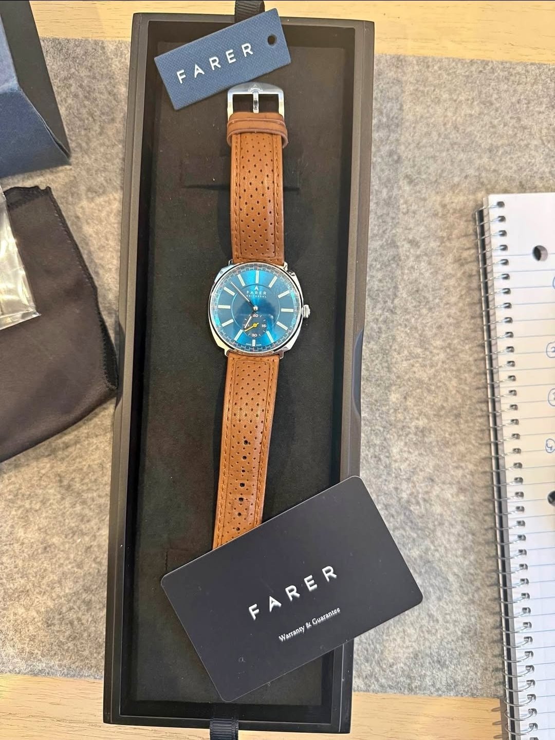 Farer Hudson B52 – Hand-Wound Cushion Case Watch - Image 4