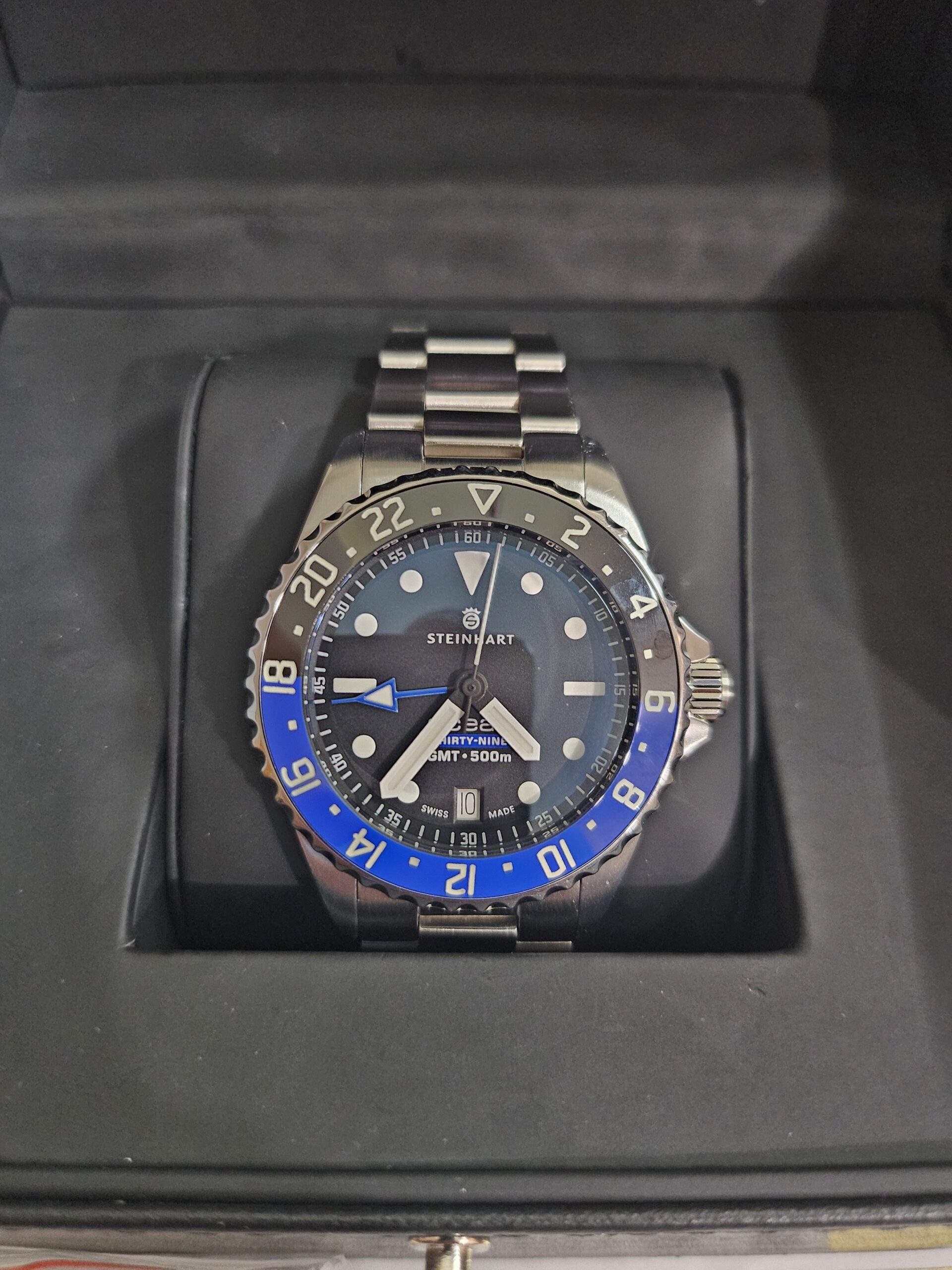 Steinhart Ocean 39 GMT Premium 500 - 106-0950 - Image 3