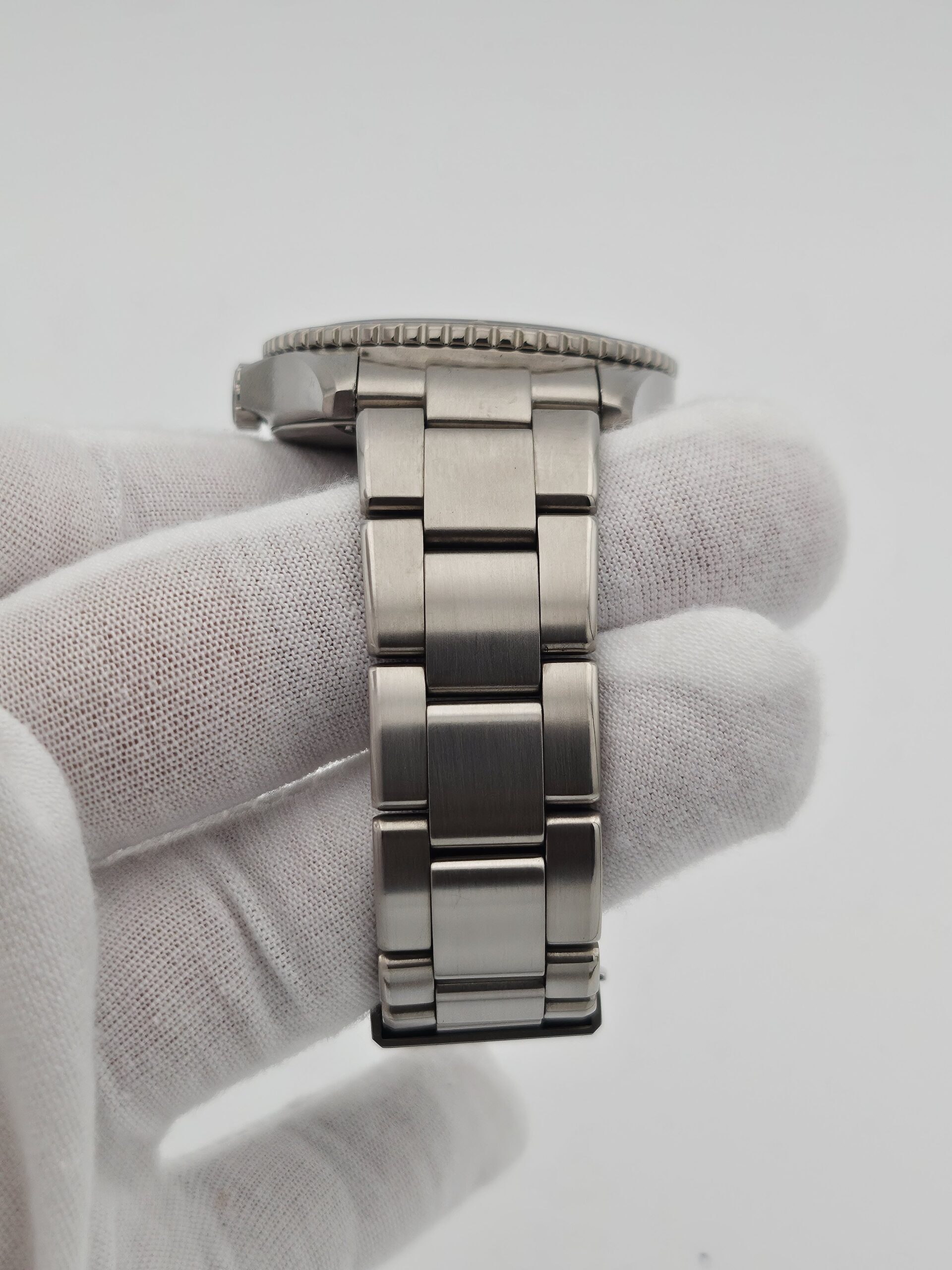 Mido Ocean Star 200 Grey Dial Titanium Men's Watch M026.430.44.061.00 - Image 4