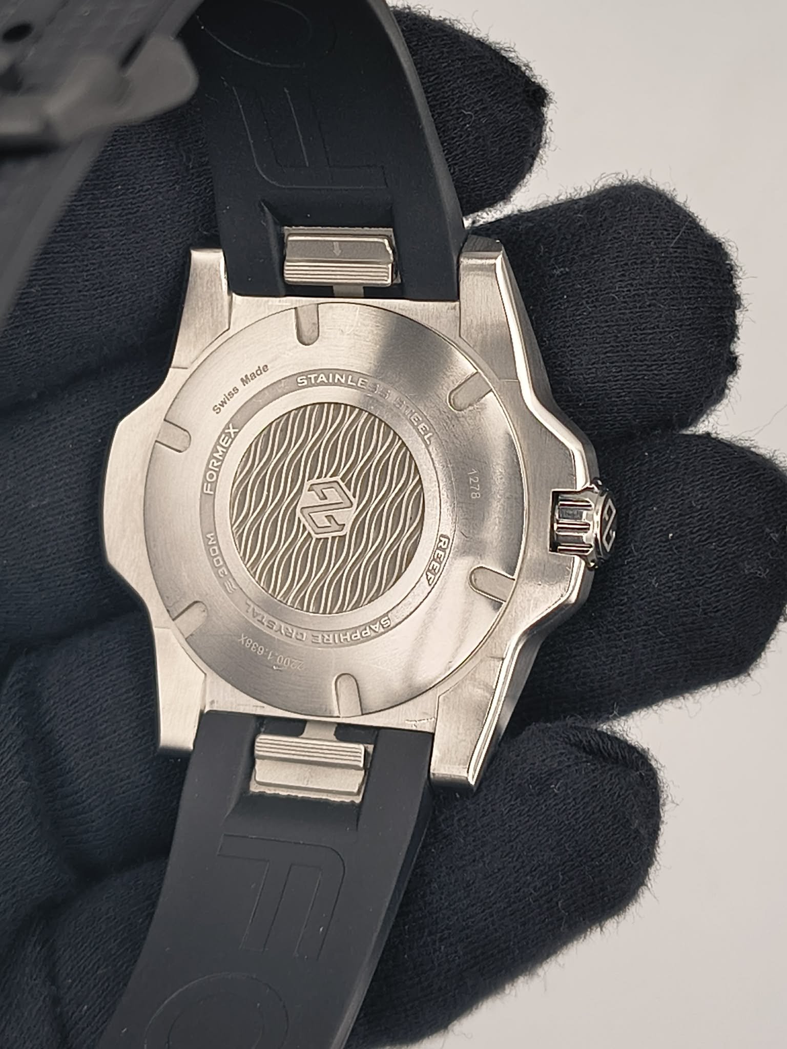 Formex Reef Automatic Chronometer COSC 300M Radiant Bronze - Image 5