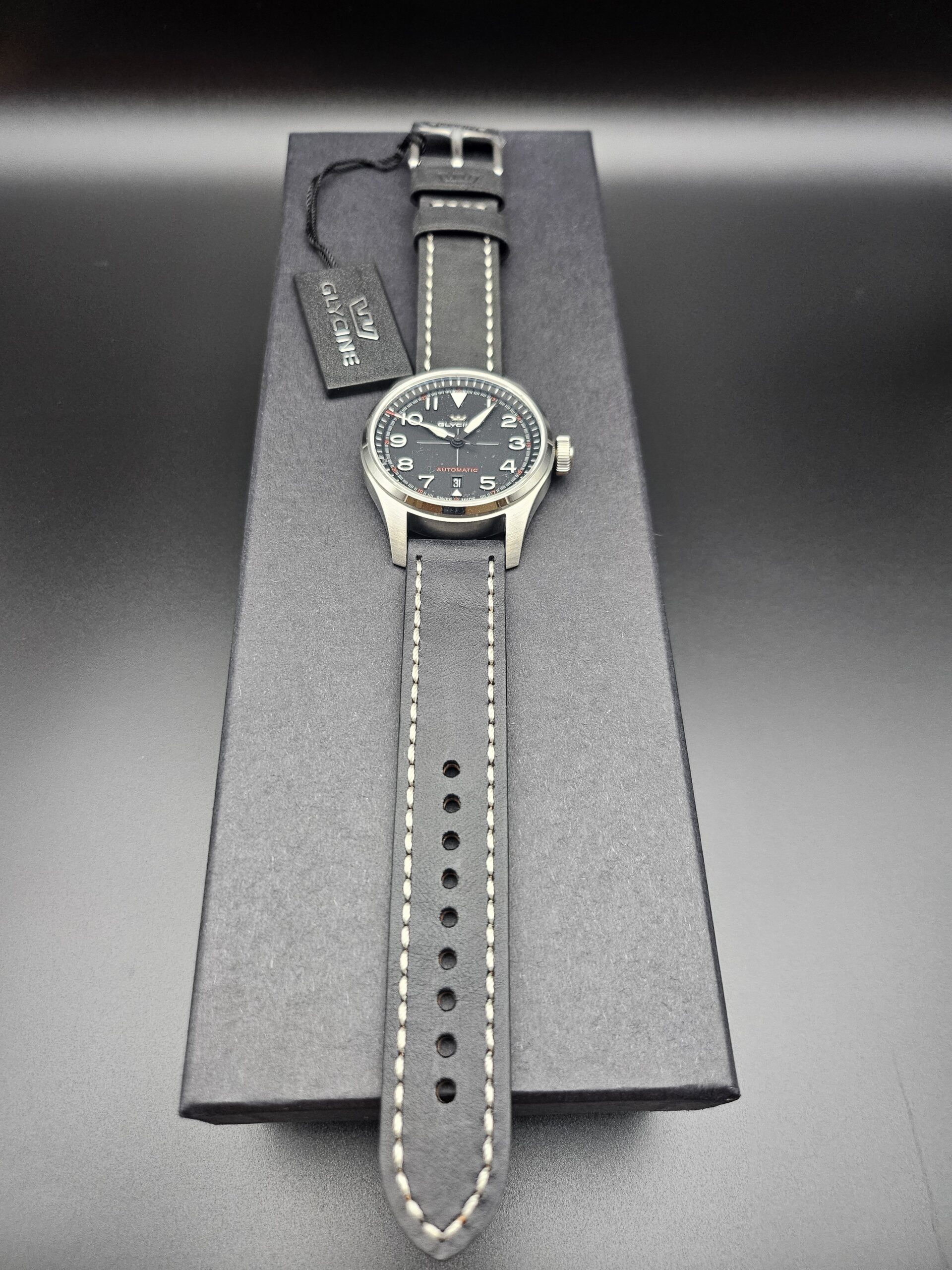 Glycine Airpilot Automatic Black Dial (Ref. GL0508) Leather Strap - Image 4