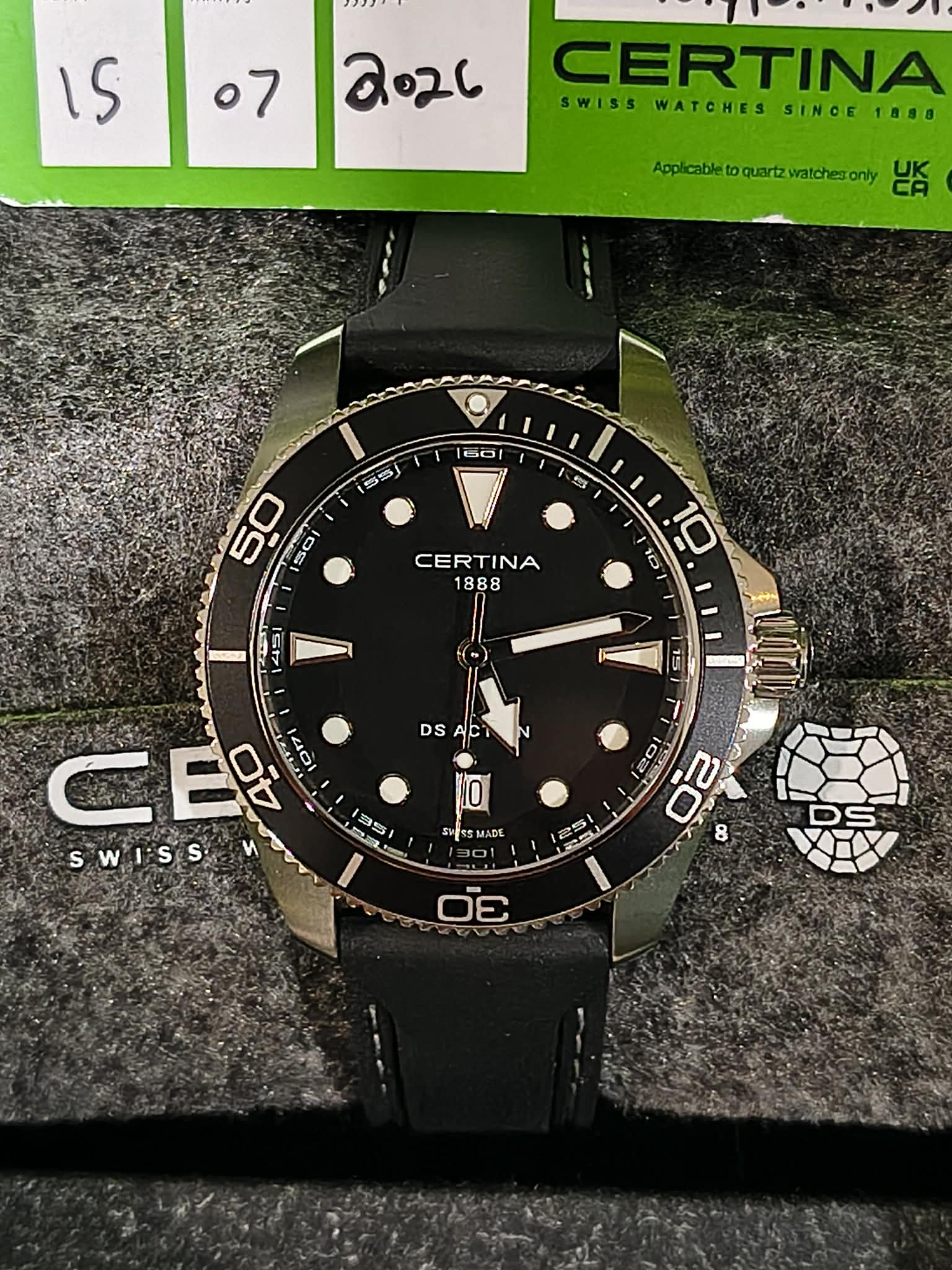 Certina DS Action 40mm Quartz Black (Ref. C048.410.17.051.00) - Image 5