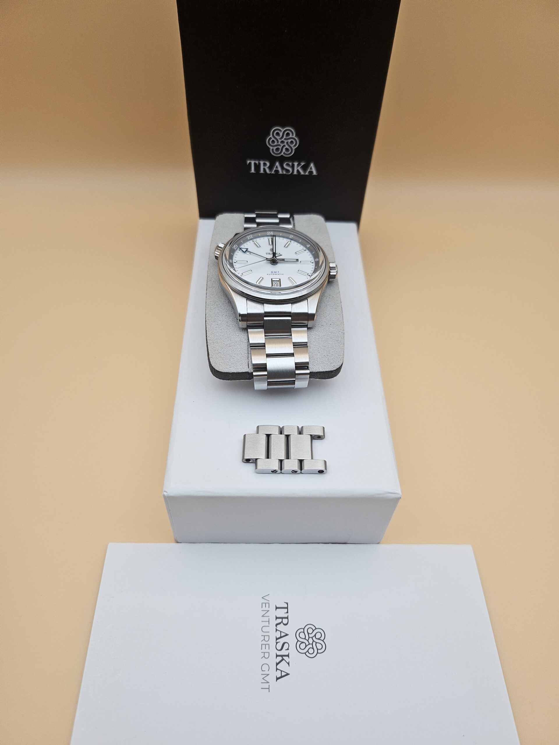 TRASKA Venturer GMT V6 Arctic White (Ref. 4216) – January 2026 - Image 5