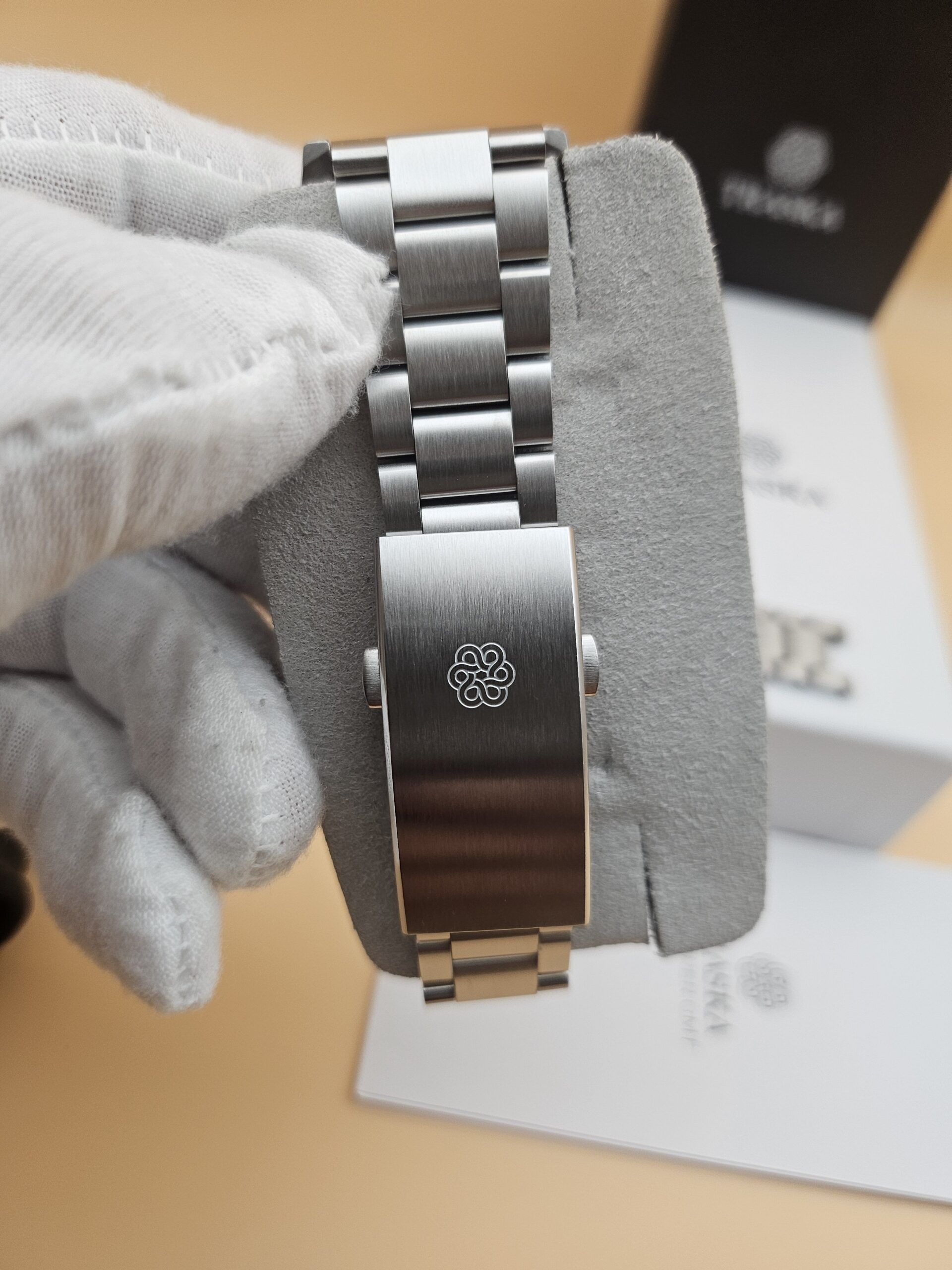 TRASKA Venturer GMT V6 Arctic White (Ref. 4216) – January 2026 - Image 12