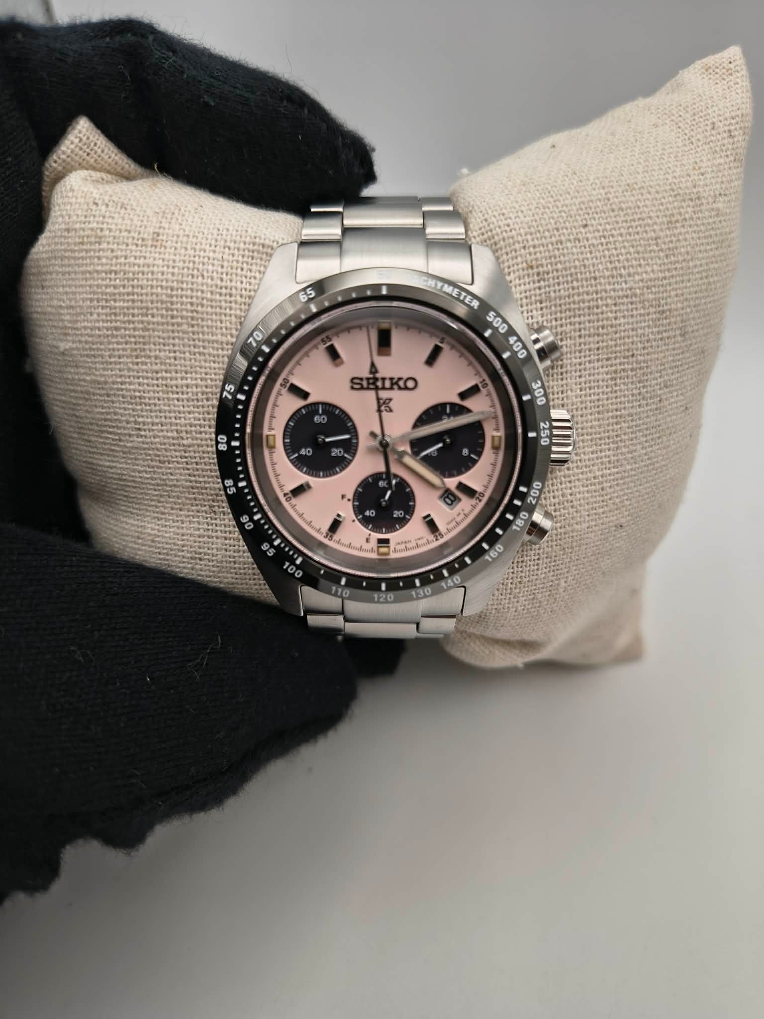 Seiko Prospex Speedtimer Solar Chronograph Pink Dial (Ref. SSC963) - Image 8