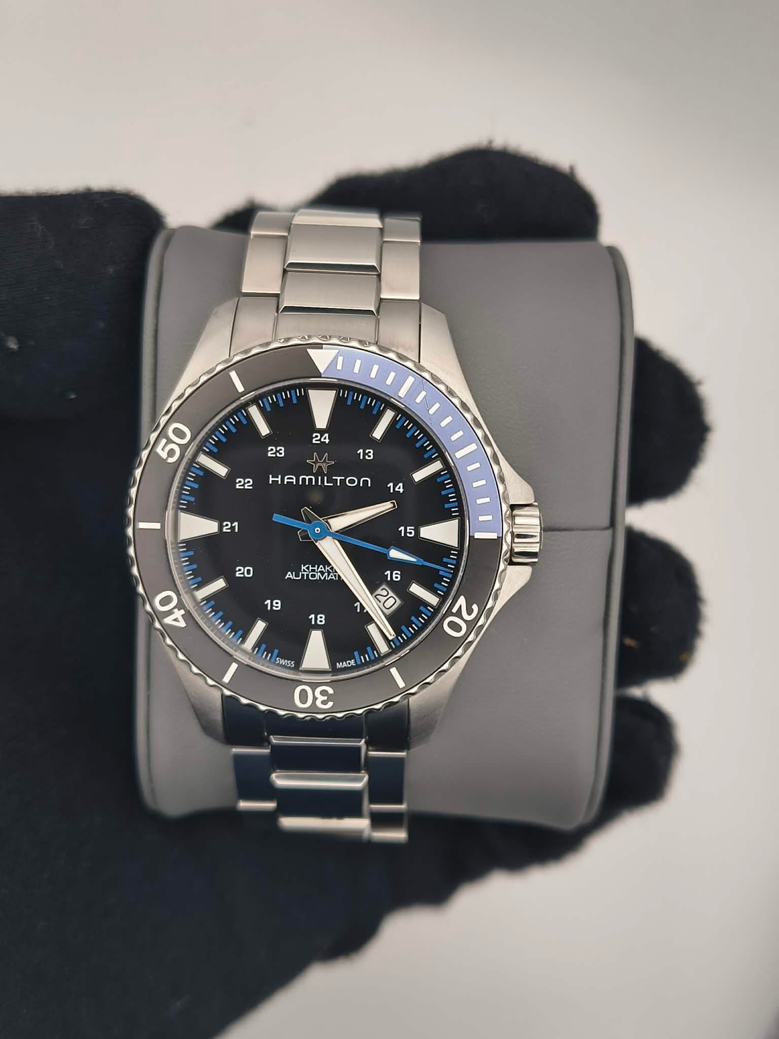 Hamilton Khaki Navy Scuba Automatic Black Dial Men's Watch H82315131 - Image 3