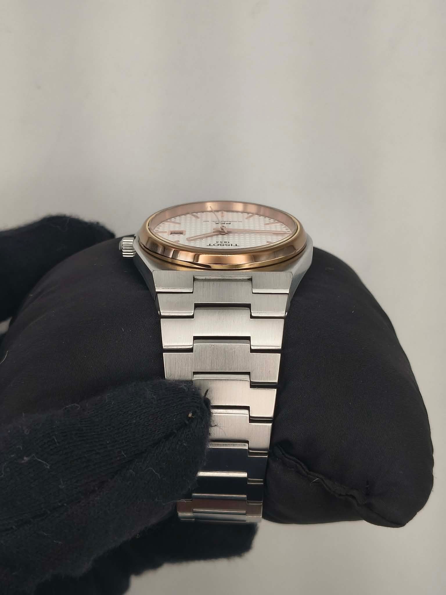 Tissot PRX Powermatic 80 40mm Silver & Rose Gold (Ref. T137.407.21.031.00) - Image 2