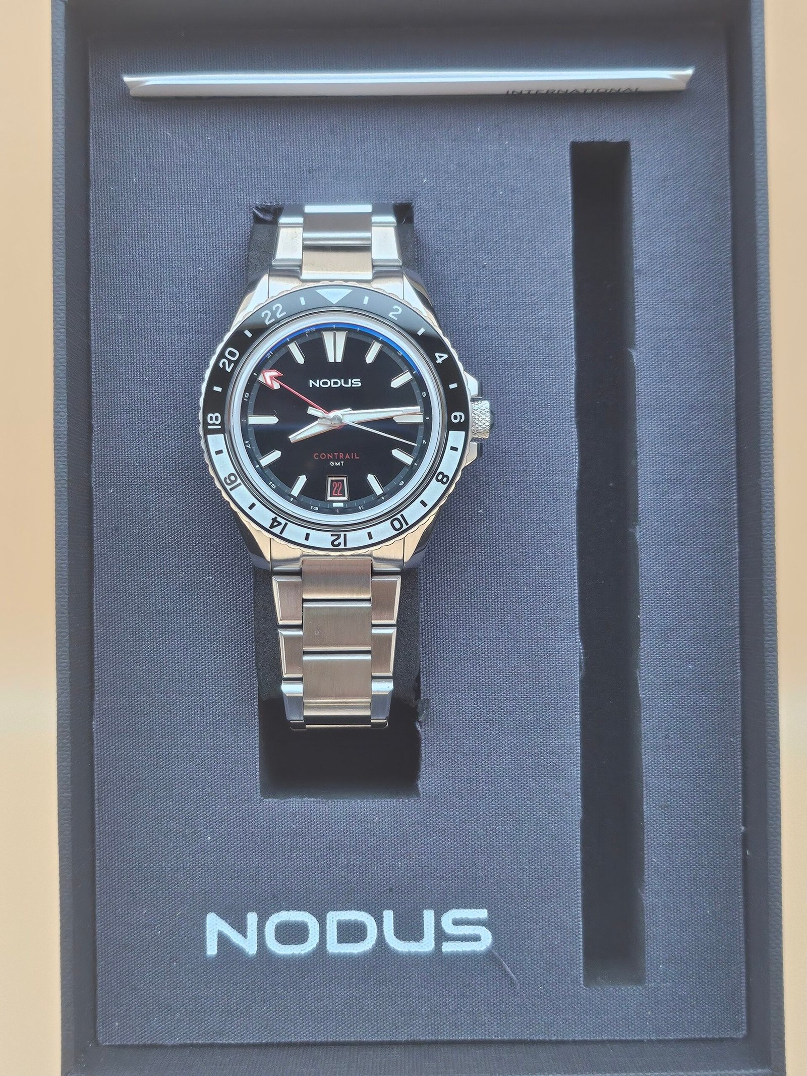 Nodus Contrail GMT Terra Lux Automatic - Image 4