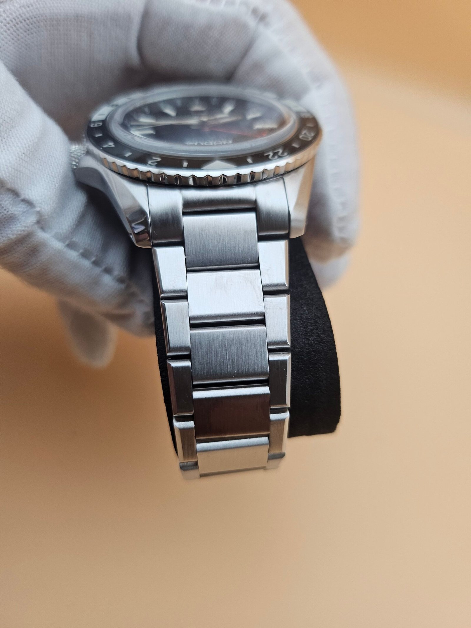 Nodus Contrail GMT Terra Lux Automatic - Image 10