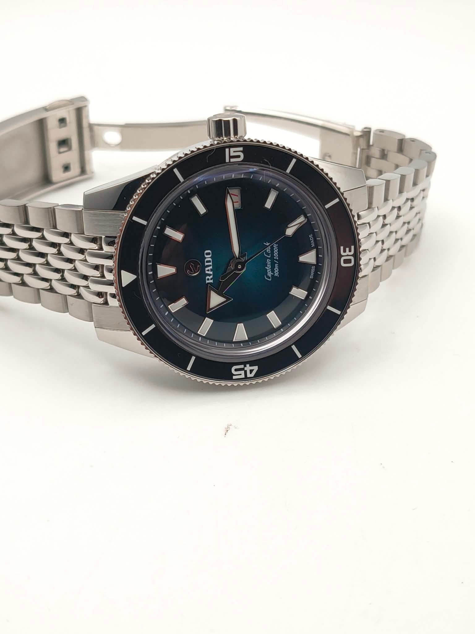 Rado Captain Cook Automatic 39mm Black & Turquoise Gradient Dial (Ref. R32223213) - Image 10